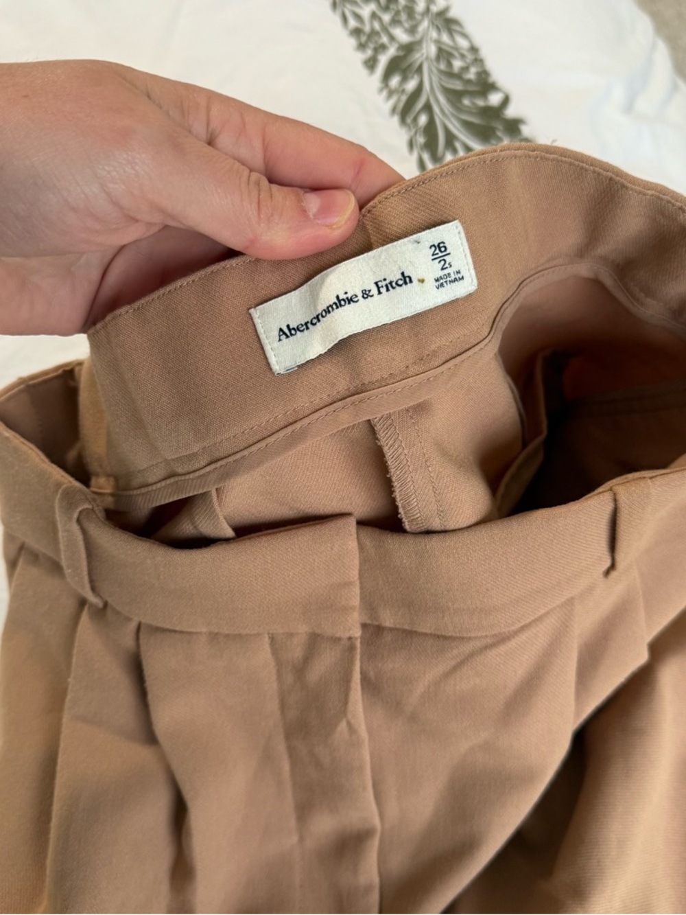 Abercrombie & Fitch High-Waist Wide Leg Pants - Picture 3 of 7